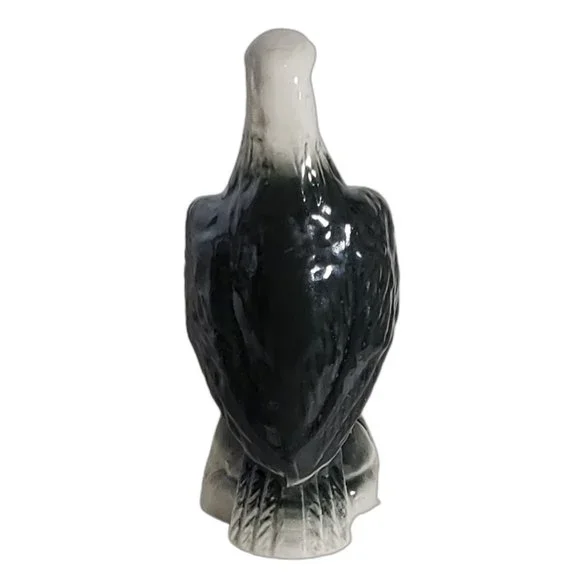 Brazilian bald eagle statue hand glazed ceramic gray, white home decor wildlife - Picture 6 of 6